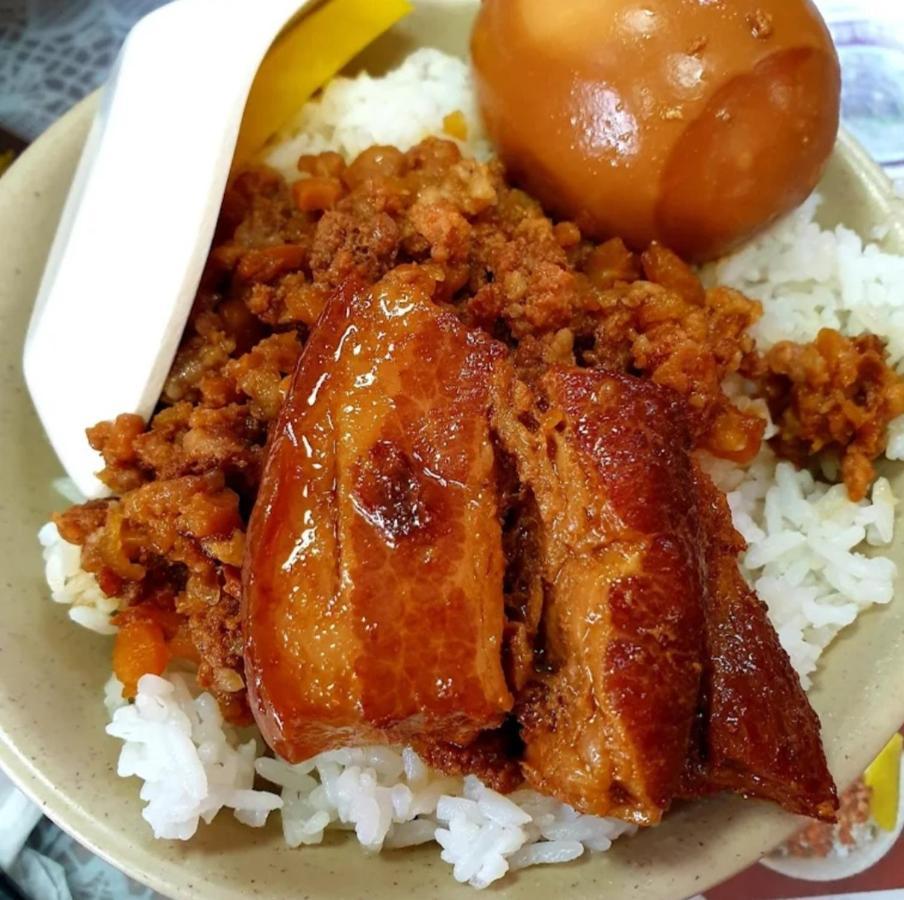 Qg Life 城中館 寵物親子釣魚人民宿 Цзиньчэн Экстерьер фото